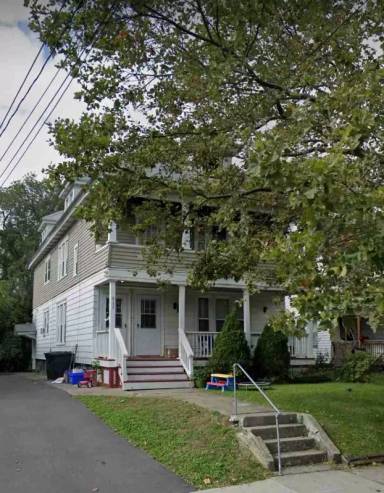 Main picture of 911 Milton Ave