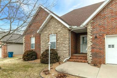 Main picture of 713 River Rock Ct