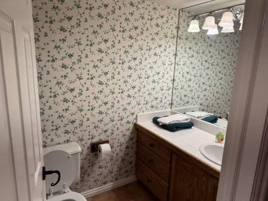 Main picture of 1041 W Grindelwald Ct