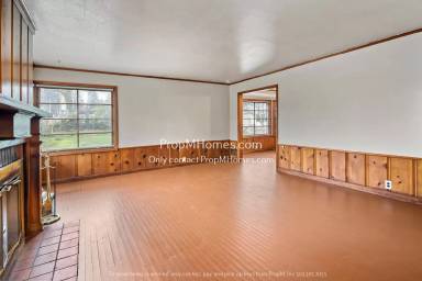 Main picture of 6219 SE 122nd Ave