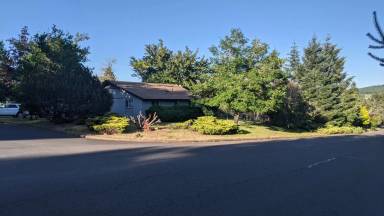 Main picture of 2386 SW Elmwood Dr