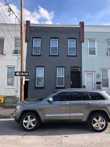 Main picture of 40 Laurel St