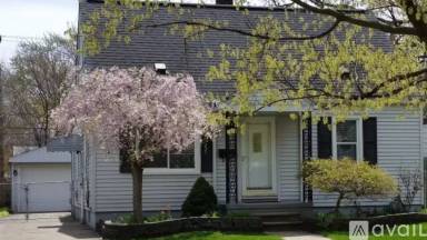 Main picture of 1608 Bauman Ave