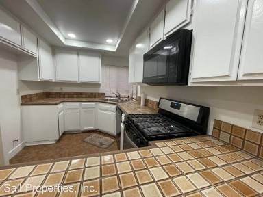 Main picture of 7842 Northlake Dr