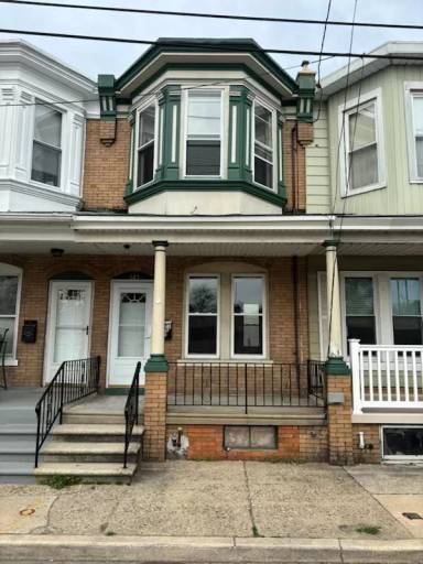 Main picture of 121 S Filmore St