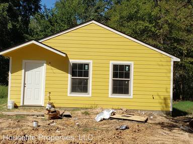 Main picture of 708 W 69th St