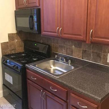 Main picture of 1204 Kennedy Blvd