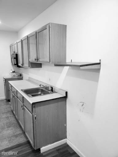 Main picture of 218 Bond St