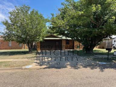 Main picture of 4807 SE 33rd Ave