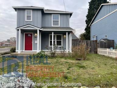 Main picture of 6637 SE 46th Ave