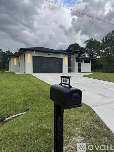 Main picture of 904 McKinley Ave