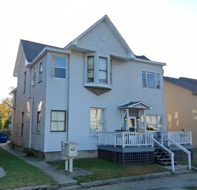 Main picture of 420 S 5th St