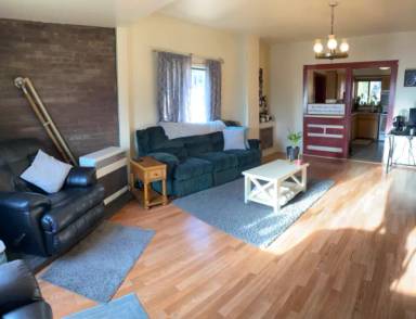 Main picture of 139 S G St