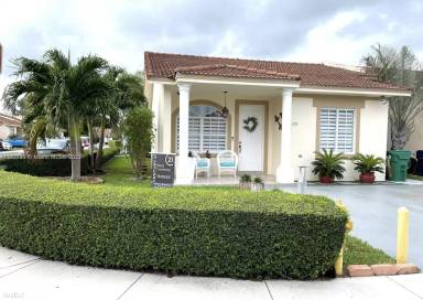 Main picture of 15326 SW 138th Ct