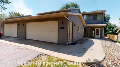 Main picture of 2311 E Beacon Pl