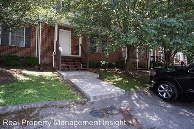 Main picture of 660 Republic Rd
