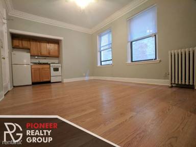 Main picture of 3831 N Fremont St