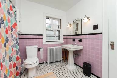 Main picture of 93 Churchill Ave