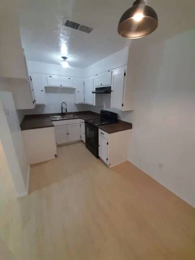 Main picture of 5005 Avenue W