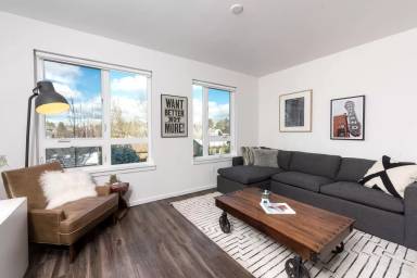 Main picture of The Hawthorne Apartments