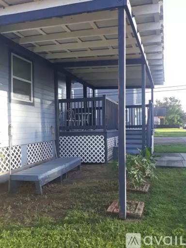 Main picture of 1301 Tricou St