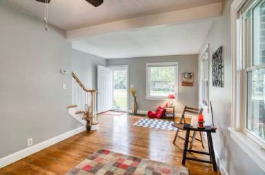Main picture of 1000 Grandview Dr