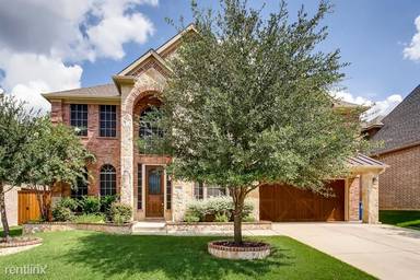 Main picture of 412 Elm Creek Dr