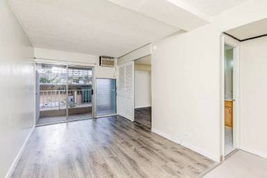 Main picture of 1459 Pele St