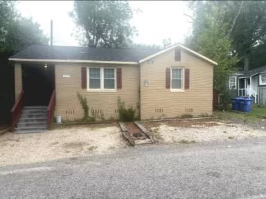 Main picture of 2239 Center St