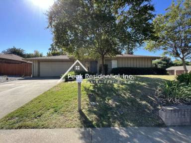 Main picture of 5952 Kenneth Ave