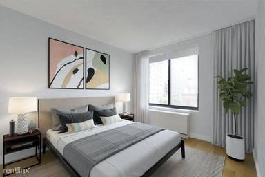 Main picture of 101 E 10th St