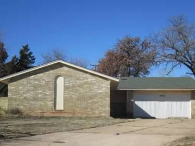 Main picture of 4925 S Madera Ter