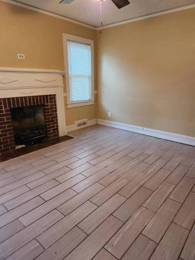 Main picture of 225 E Prince St