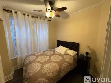 Main picture of 3049 N Leavitt St