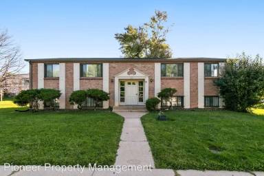 Main picture of 1410 S Ash St