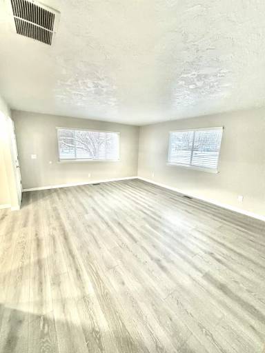 Main picture of 2162 Bodily St