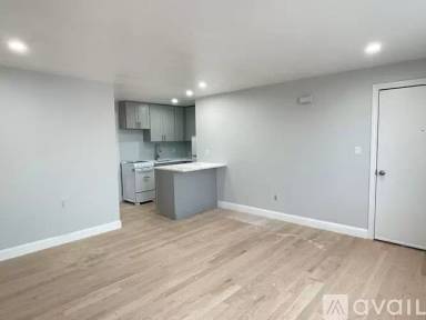 Main picture of 23 Claremont Ave