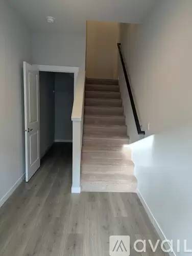 Main picture of 19310 36th Ave SE