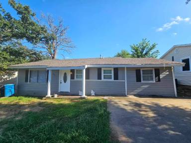 Main picture of 706 E Morton St