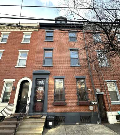 Main picture of 962 N 5th St