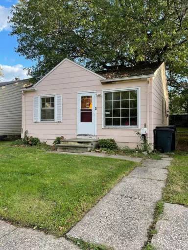 Main picture of 12613 Milligan Ave