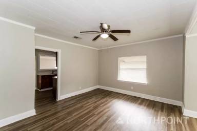 Main picture of 9776 Hogan Rd