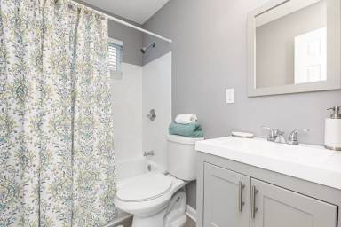 Main picture of Gateway South Apartments