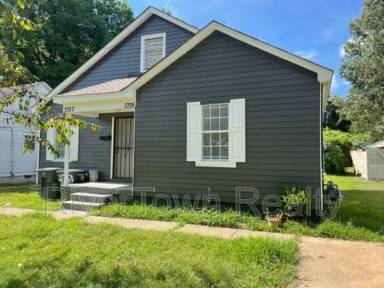 Main picture of 3755 Fairmont Ave