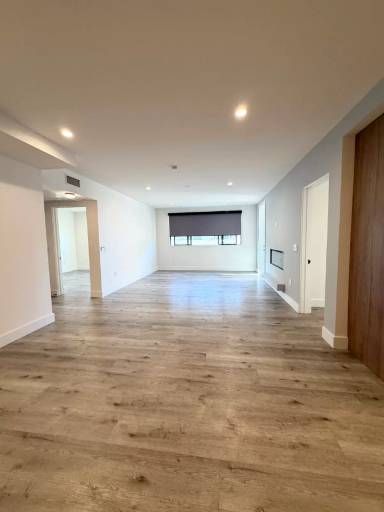 Main picture of 5923 Laurel Canyon Blvd