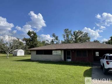 Main picture of 410 Fred Istre Rd