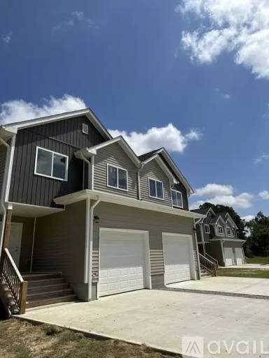 Main picture of 309 Robin Ct