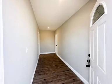 Main picture of 205 Shaw St