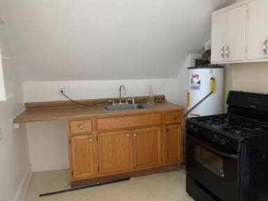 Main picture of 309 Lucky St