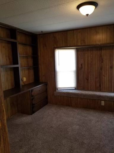 Main picture of 410 S 8